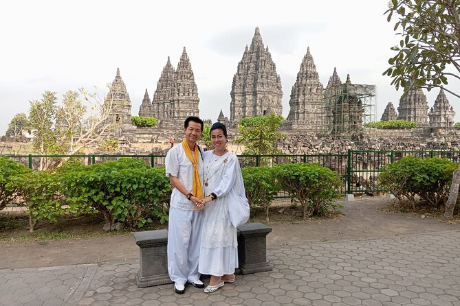 Yogyakarta Car Rental with Driver for Daily and Multi-Day Tours - Choosing between temples, city sights, and nature